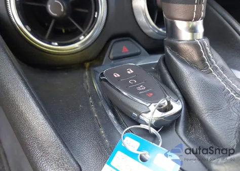 2019 Chevrolet Camaro 1Ls z USA, uszkodzony, nr VIN 1G1FB1RX9K0118344